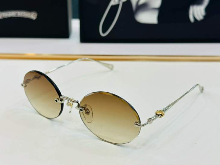Picture of Chrome Hearts Sunglasses _SKUfw58027961fw